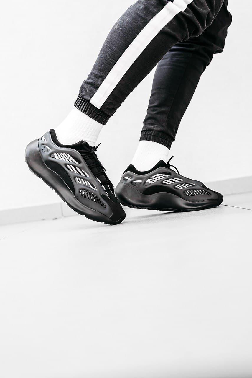 Adidas Yeezy Boost 700 V3 Black Alvah