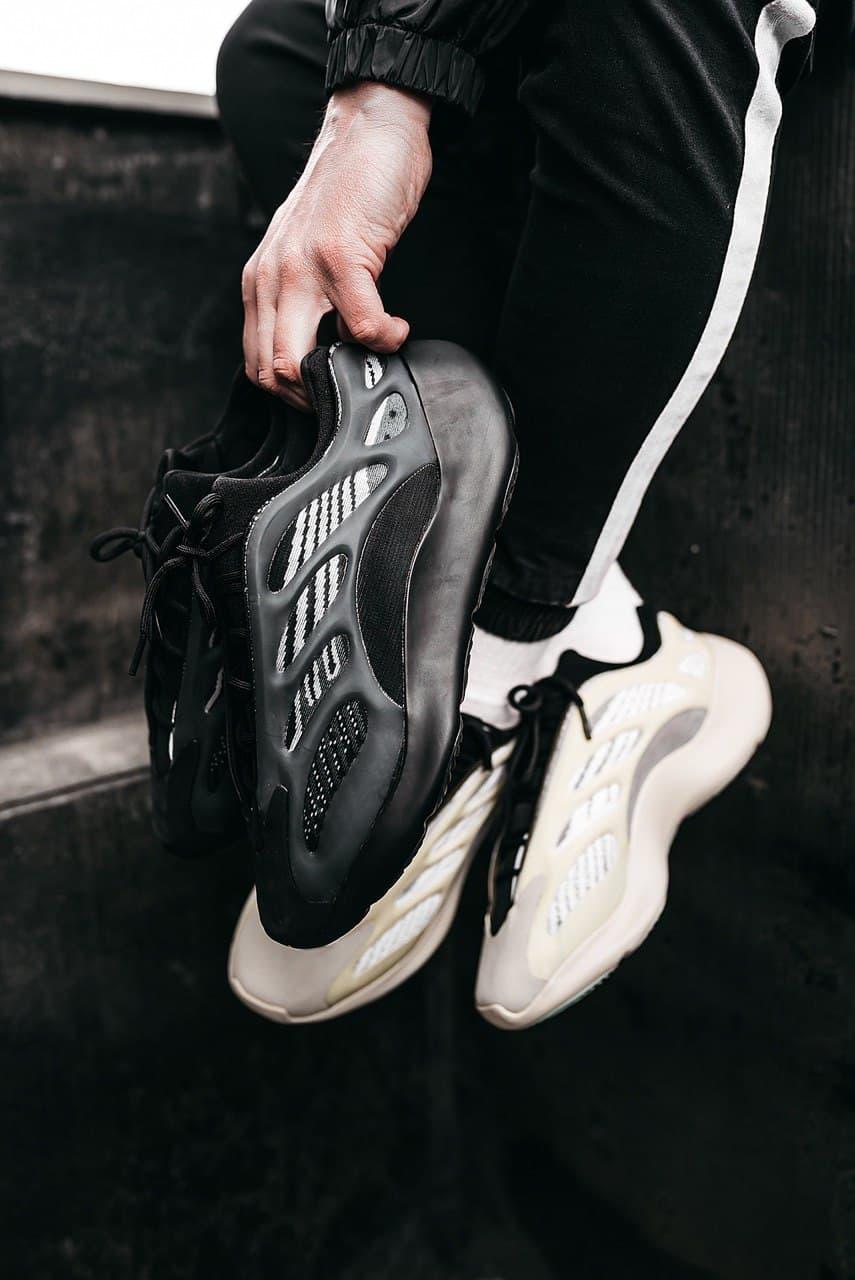 Adidas Yeezy Boost 700 V3 Black Alvah