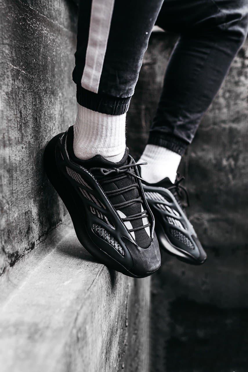 Adidas Yeezy Boost 700 V3 Black Alvah