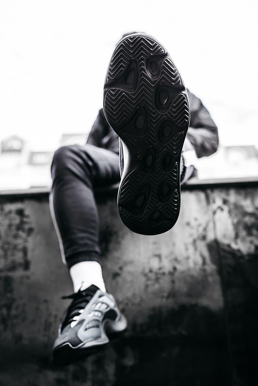 Adidas Yeezy Boost 700 V3 Black Alvah