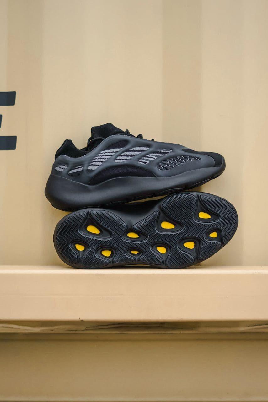 Adidas Yeezy Boost 700 V3 Black Alvah