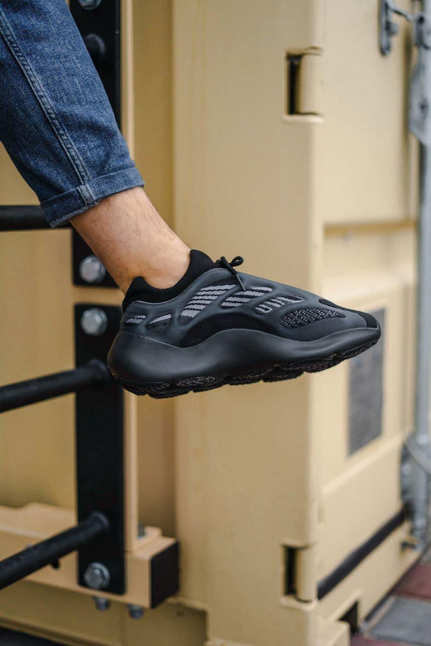 Adidas Yeezy Boost 700 V3 Black Alvah