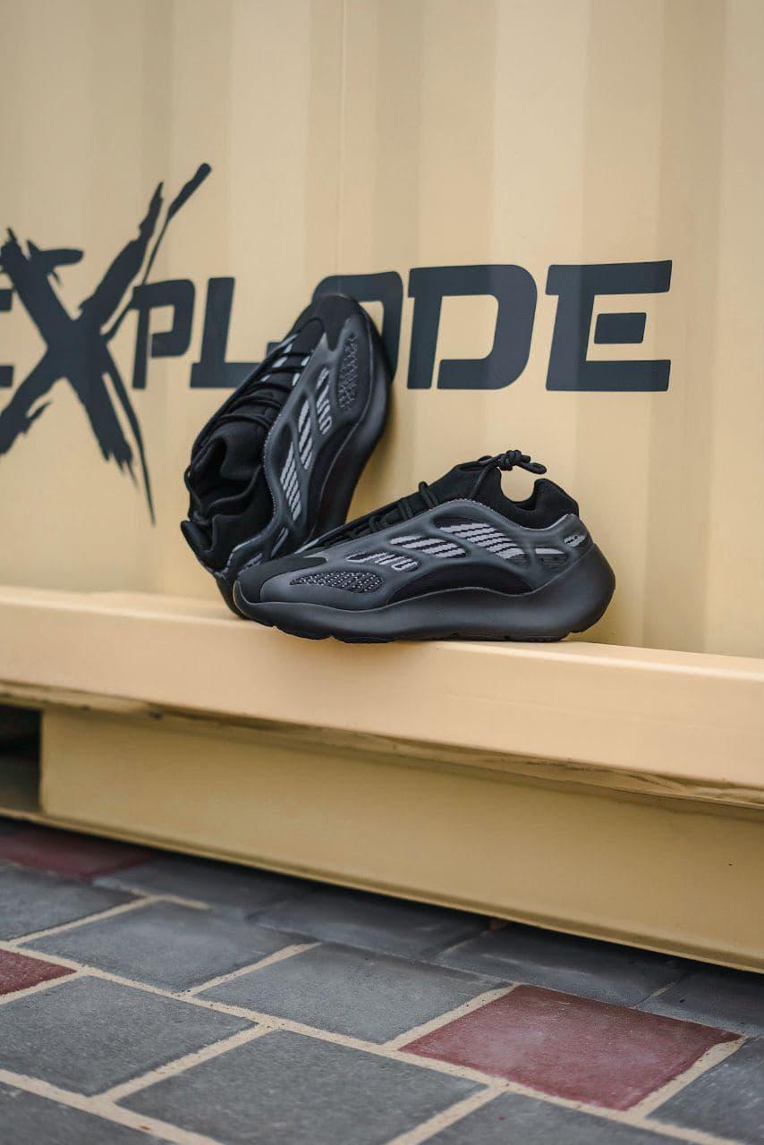 Adidas Yeezy Boost 700 V3 Black Alvah