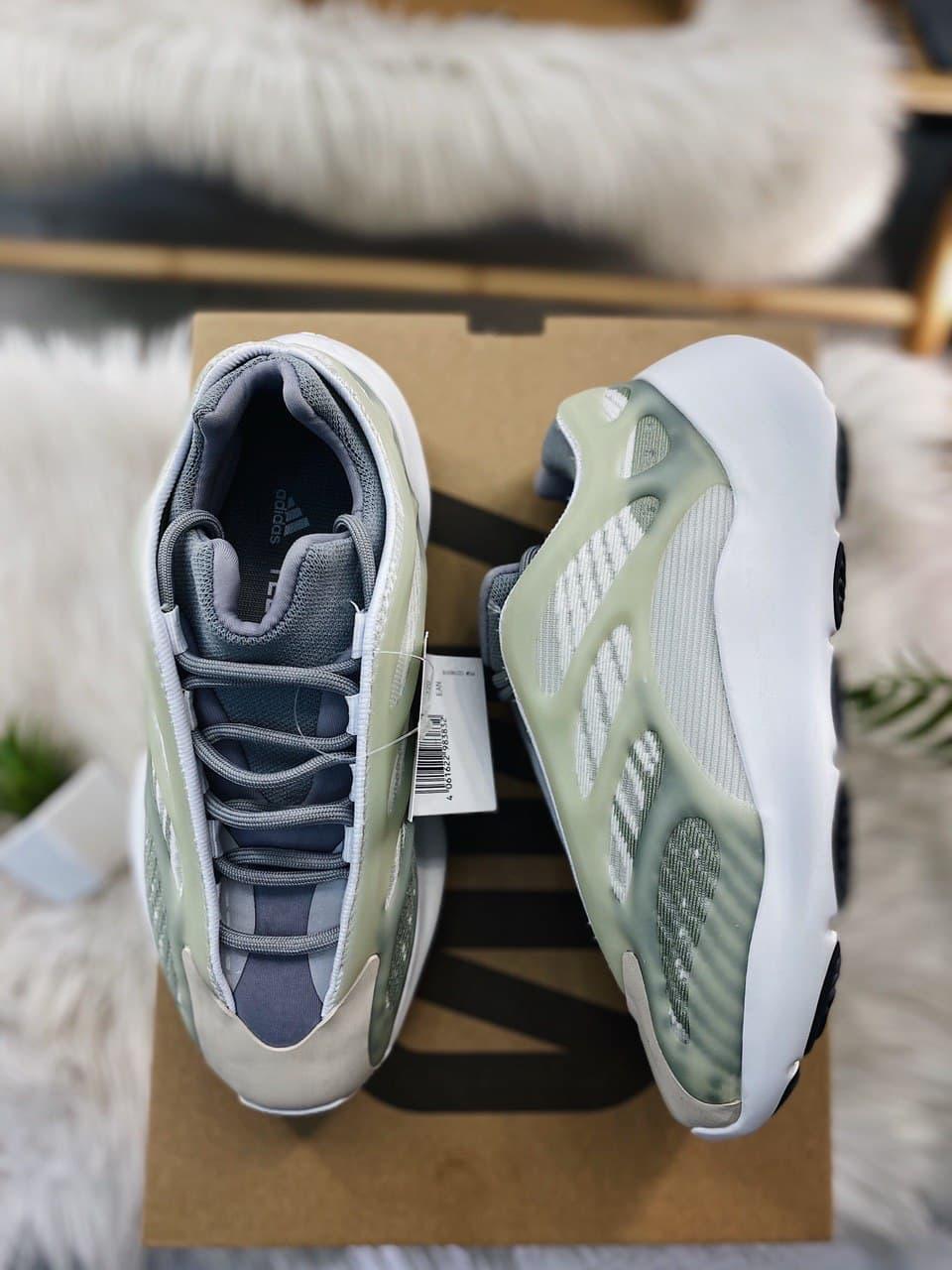 Adidas Yeezy Boost 700 V3 White Tan Gray