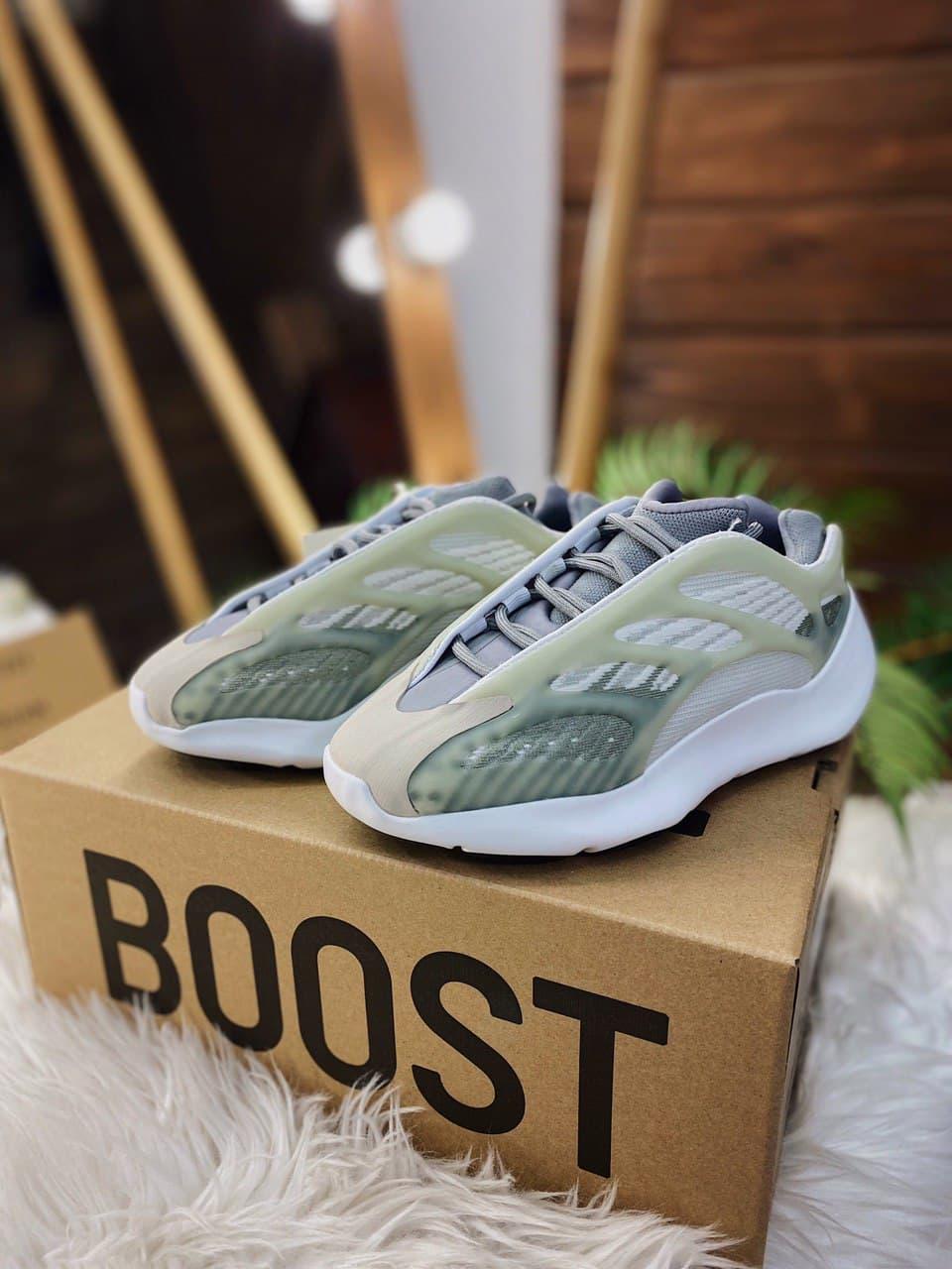 Adidas Yeezy Boost 700 V3 White Tan Gray