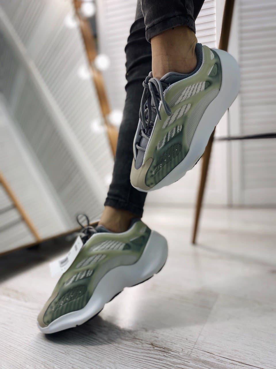 Adidas Yeezy Boost 700 V3 White Tan Gray