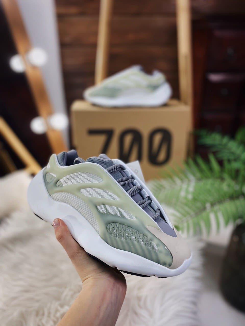 Adidas Yeezy Boost 700 V3 White Tan Gray