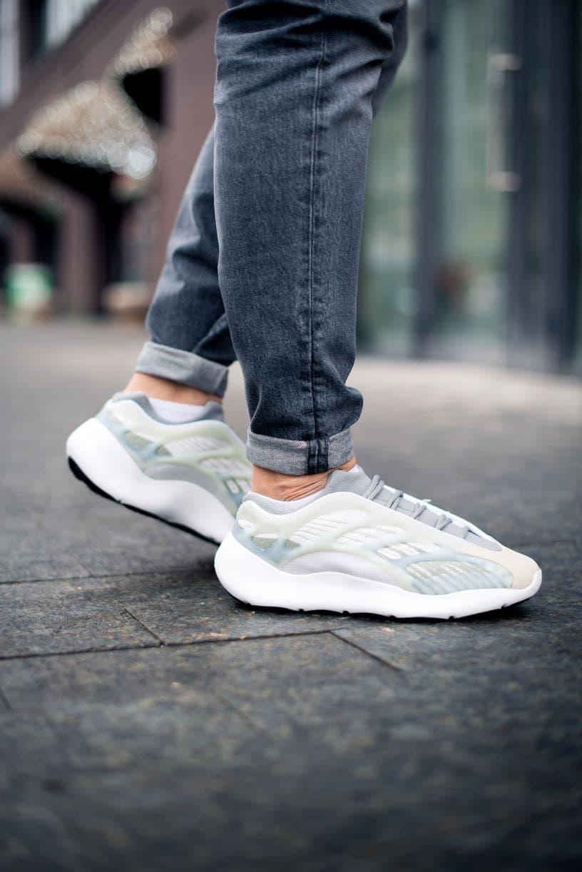 Adidas Yeezy Boost 700 V3 White Tan Gray