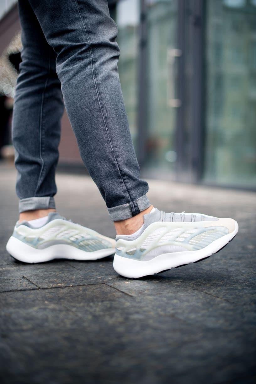 Adidas Yeezy Boost 700 V3 White Tan Gray