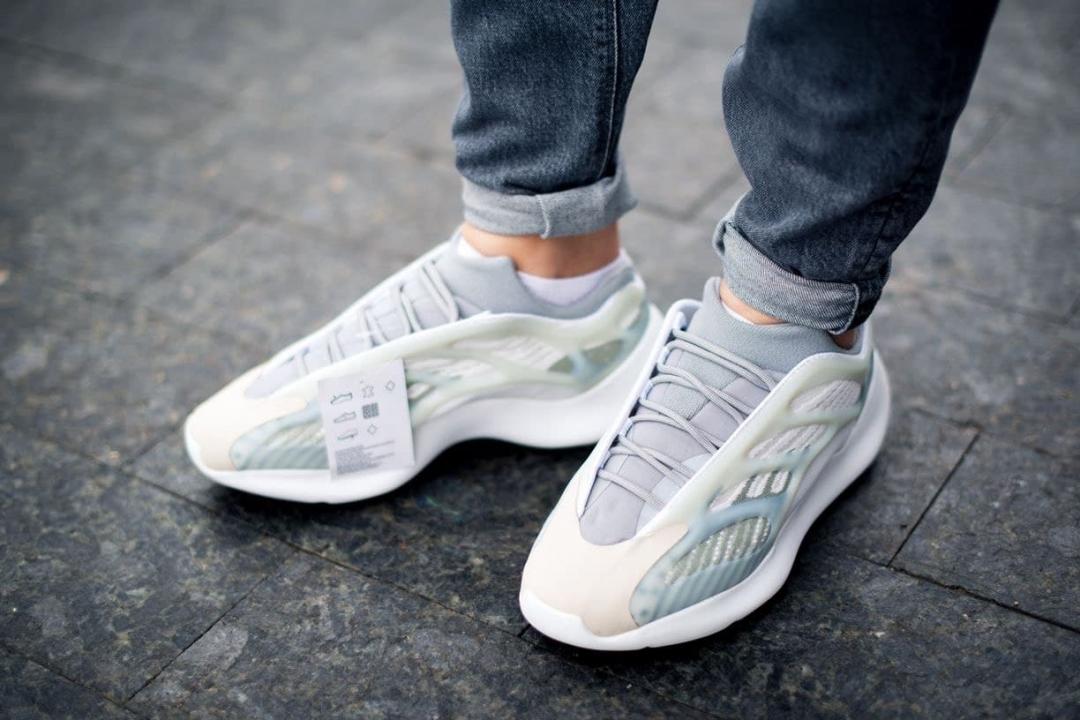 Adidas Yeezy Boost 700 V3 White Tan Gray