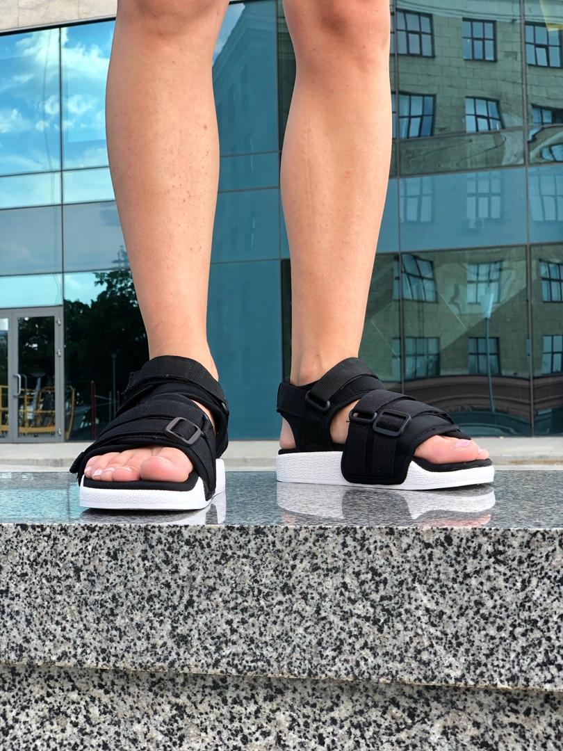 Adidas Black White 2