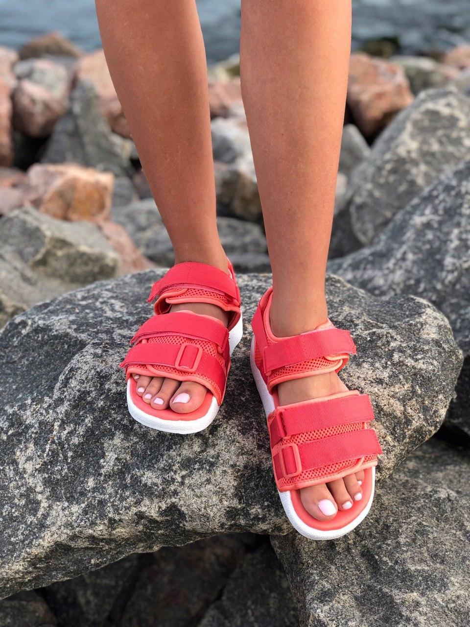 Adidas Adilette Coral White