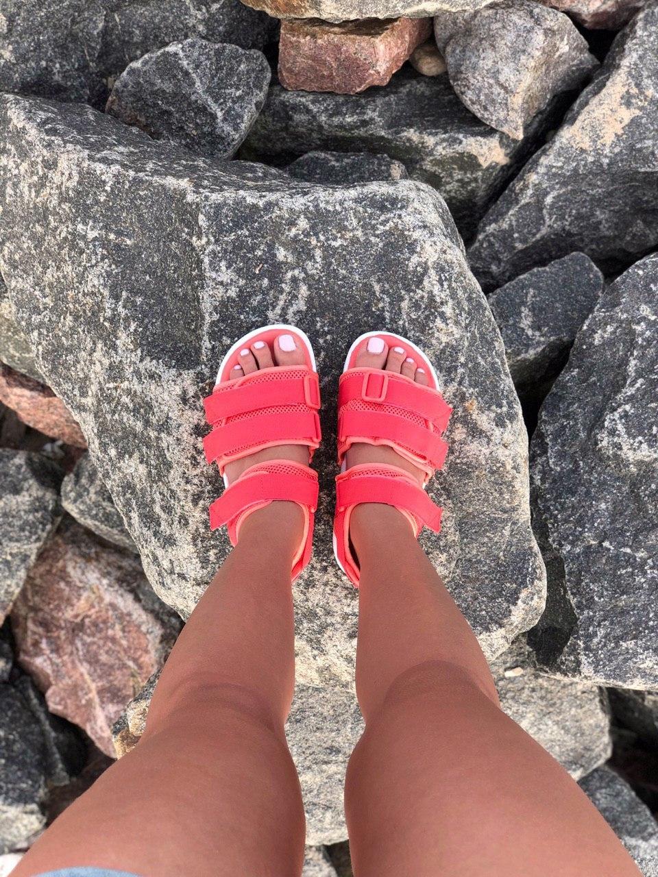 Adidas Adilette Coral White