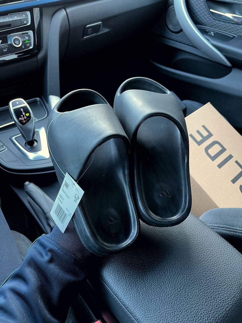 Adidas Yeezy Slide Black