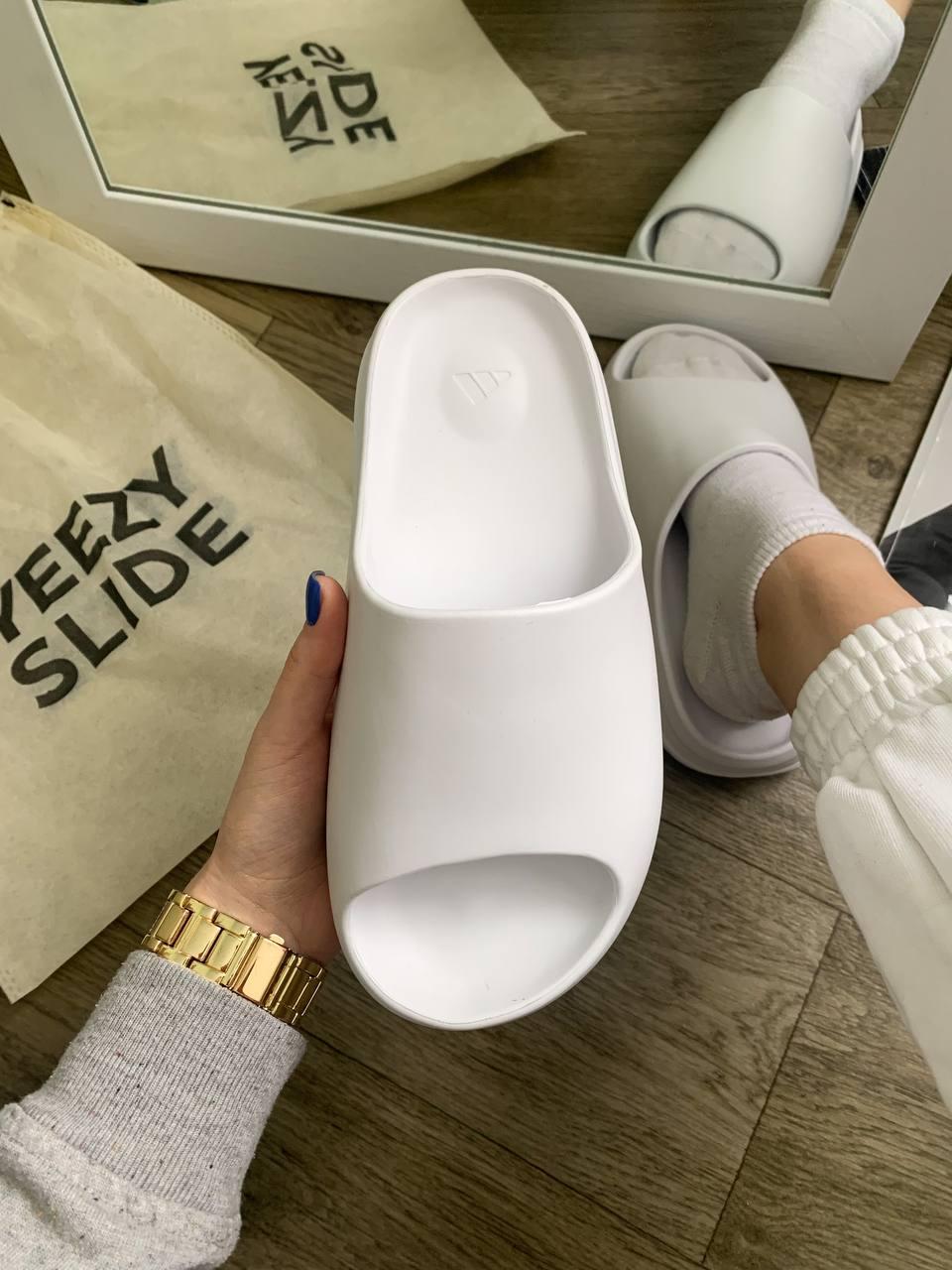 Adidas Yeezy Slide White