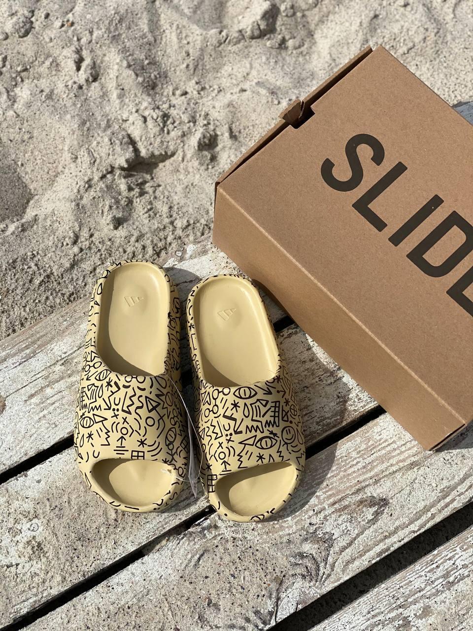 Adidas Yeezy Slide Graffiti