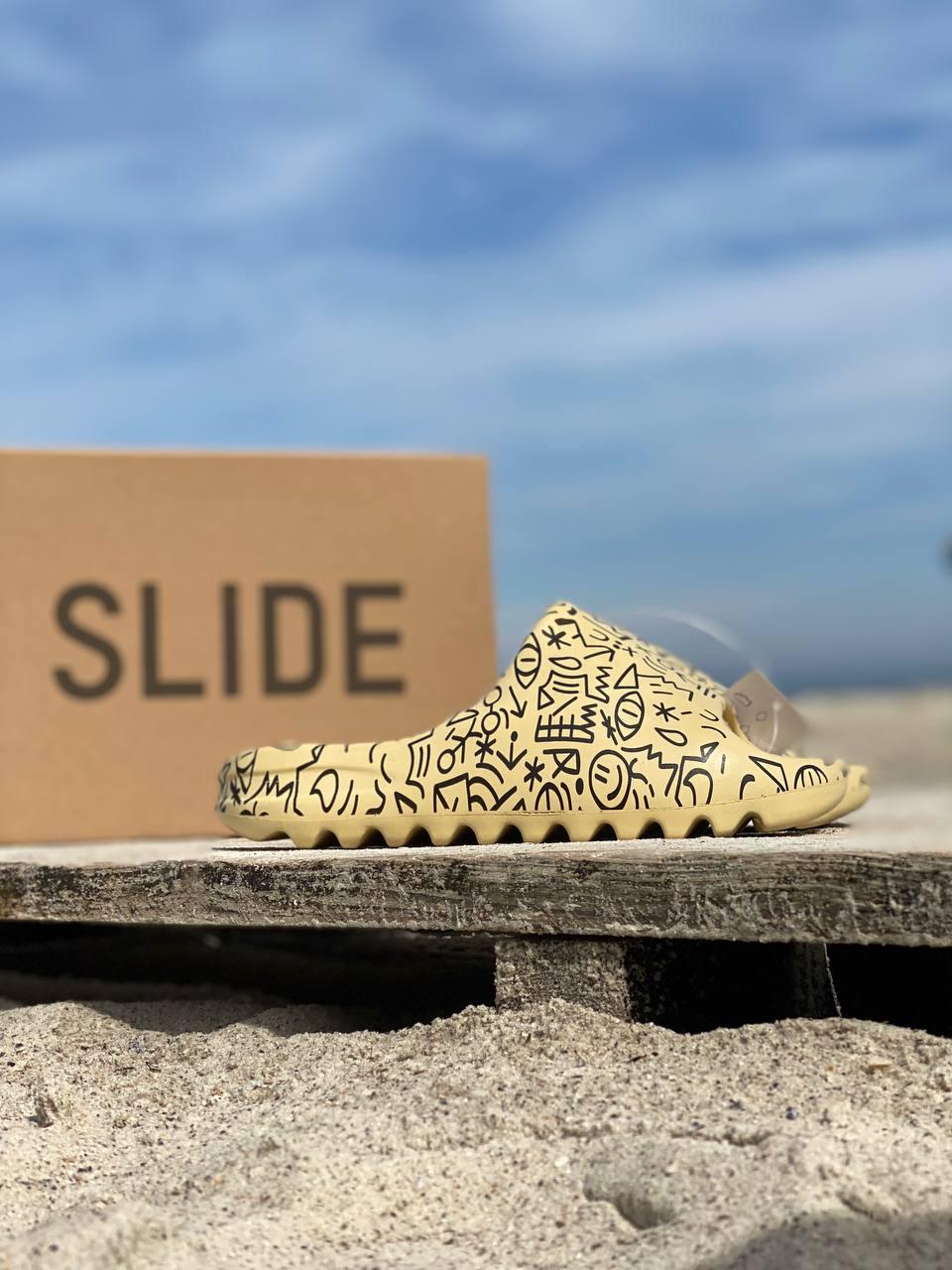 Adidas Yeezy Slide Graffiti
