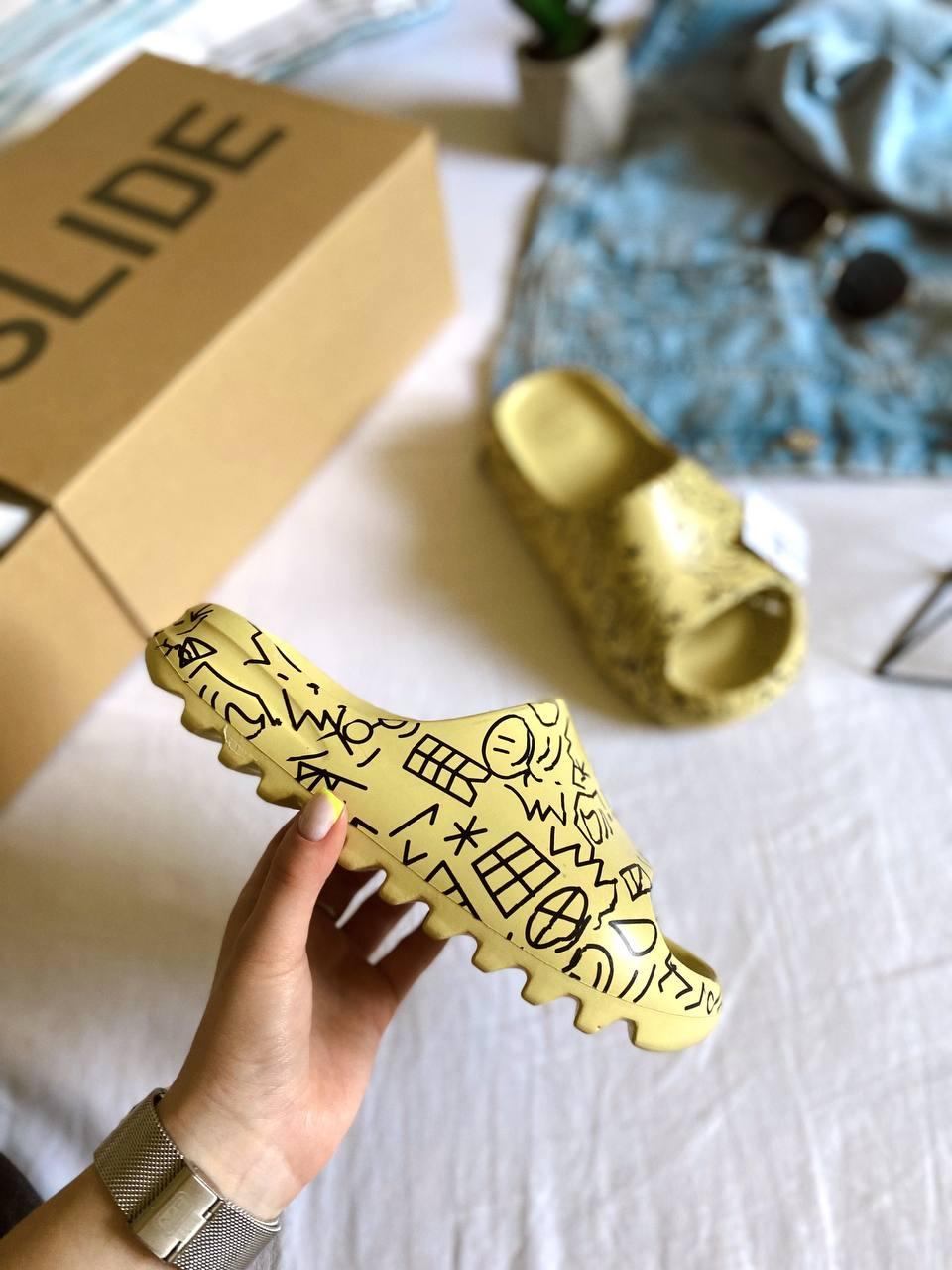 Adidas Yeezy Slide Graffiti