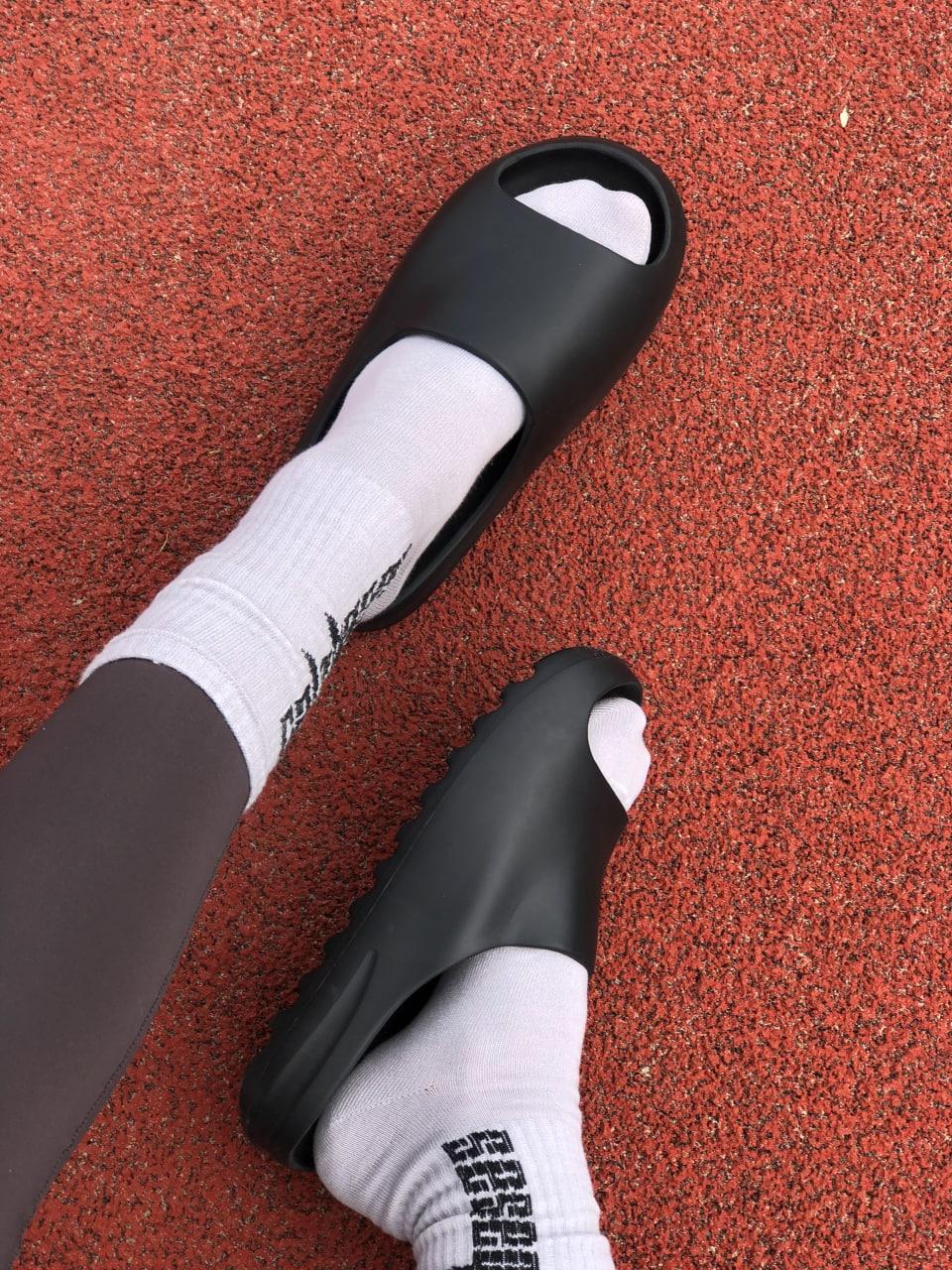 Adidas Yeezy Slide Black 2022