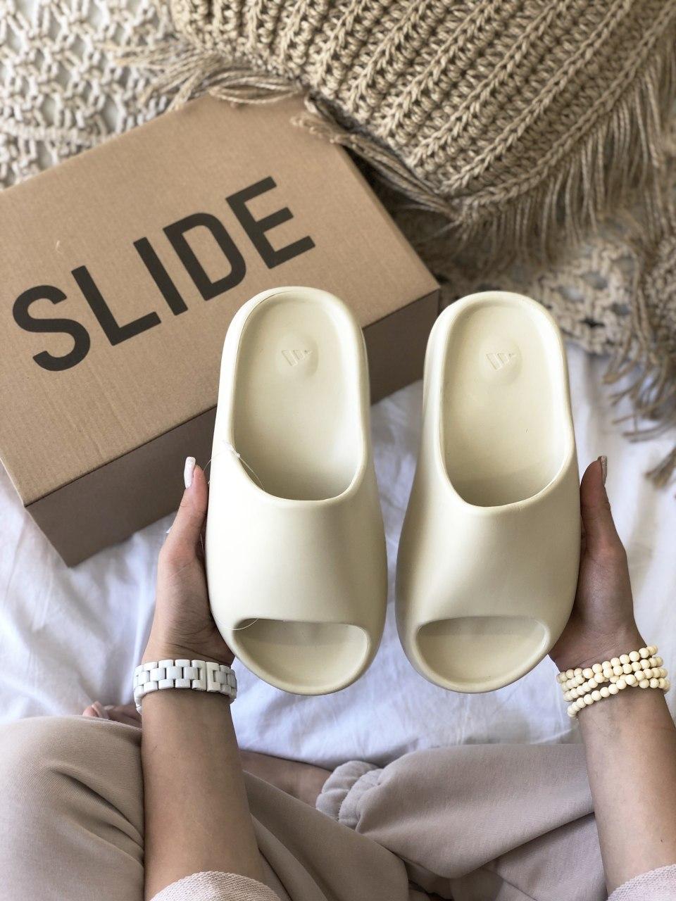 Adidas Yeezy Slide Bone 3