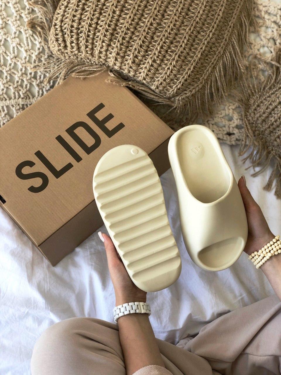 Adidas Yeezy Slide Bone 3