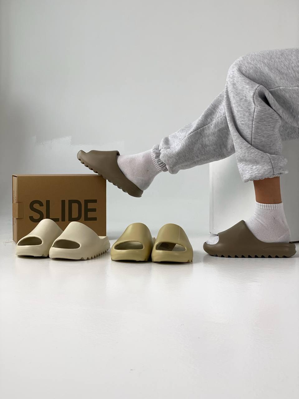 Adidas Yeezy Slide Earth Bone
