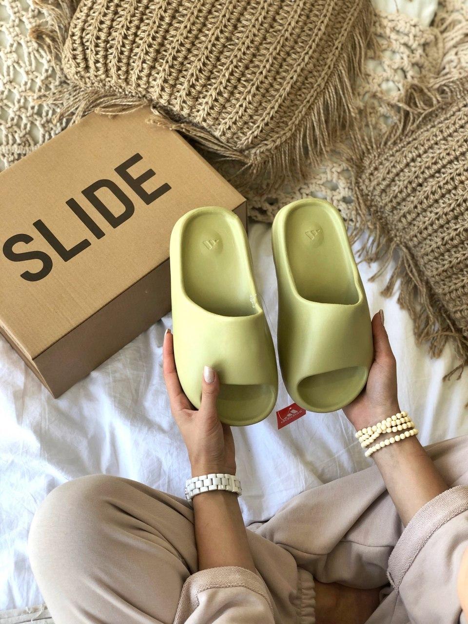 Adidas Yeezy Slide Resin