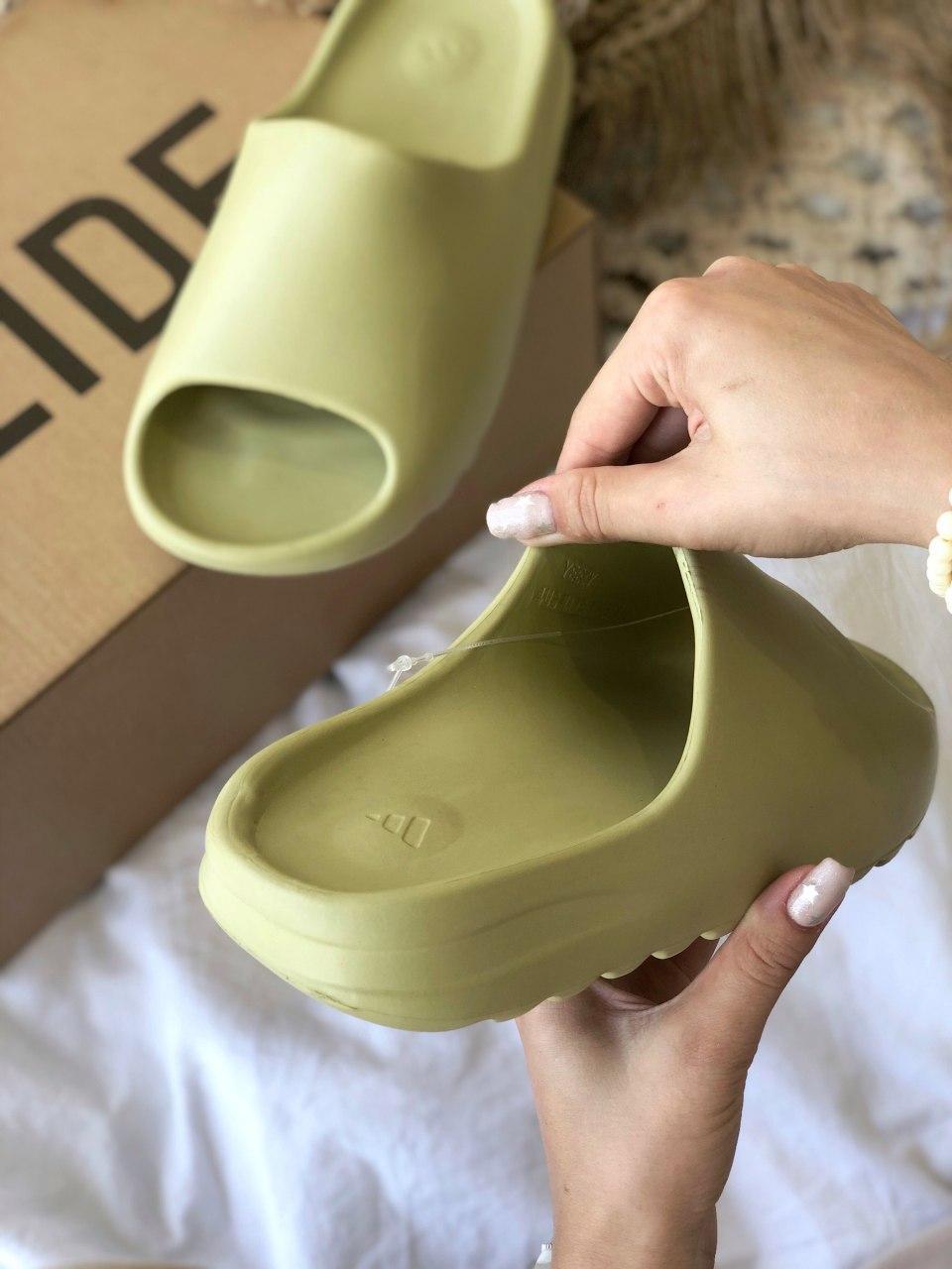 Adidas Yeezy Slide Resin