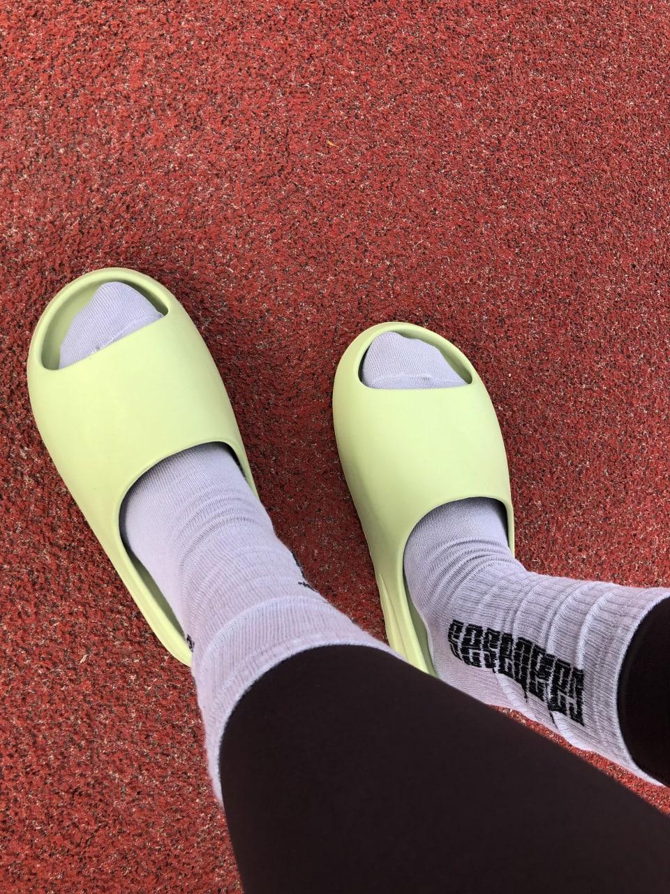 Adidas Yeezy Slide Resin Green