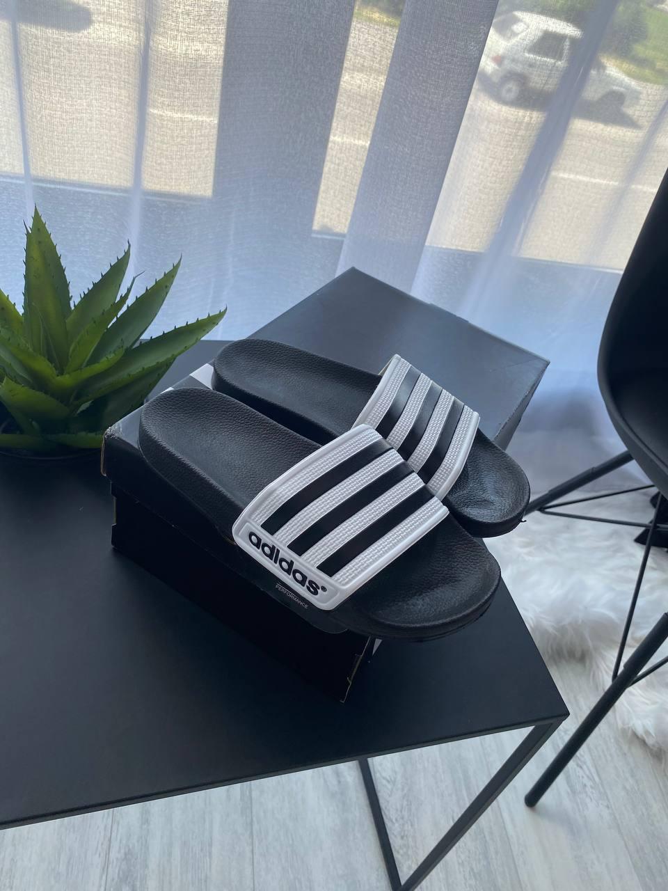 Adidas Black White v2