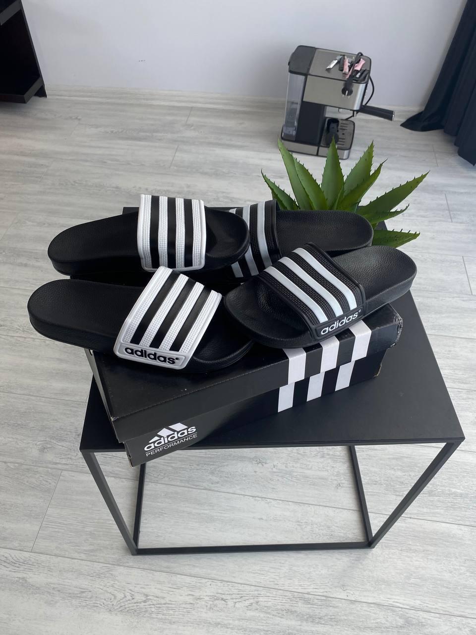 Adidas Black White v2