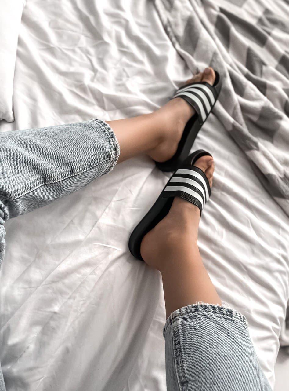 Adidas Black White 5