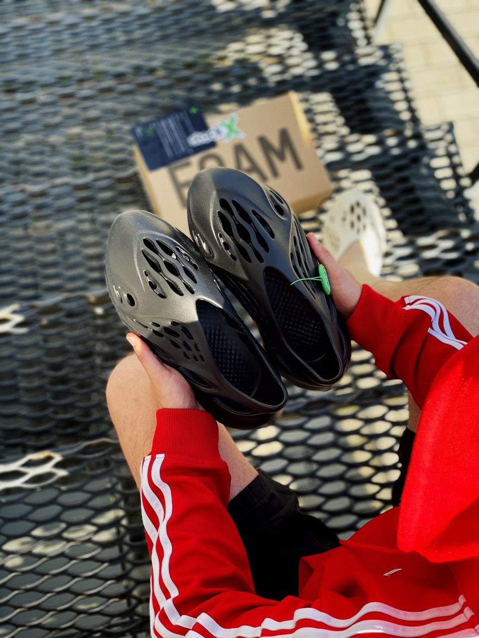 Adidas Yeezy Foam Runner Black