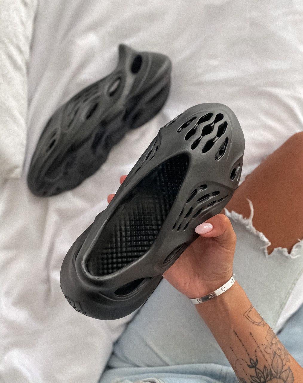 Adidas Yeezy Foam Runner Black
