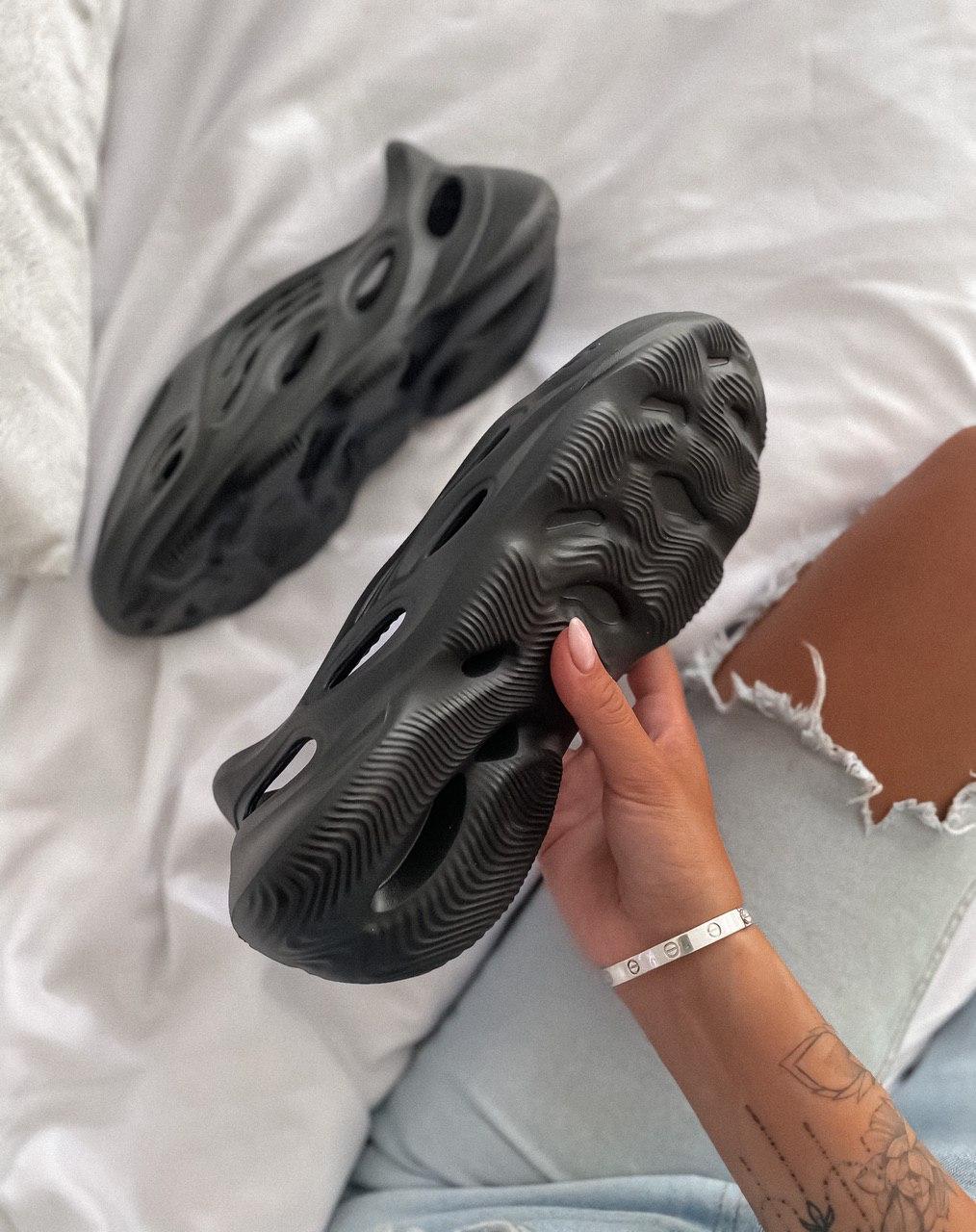 Adidas Yeezy Foam Runner Black