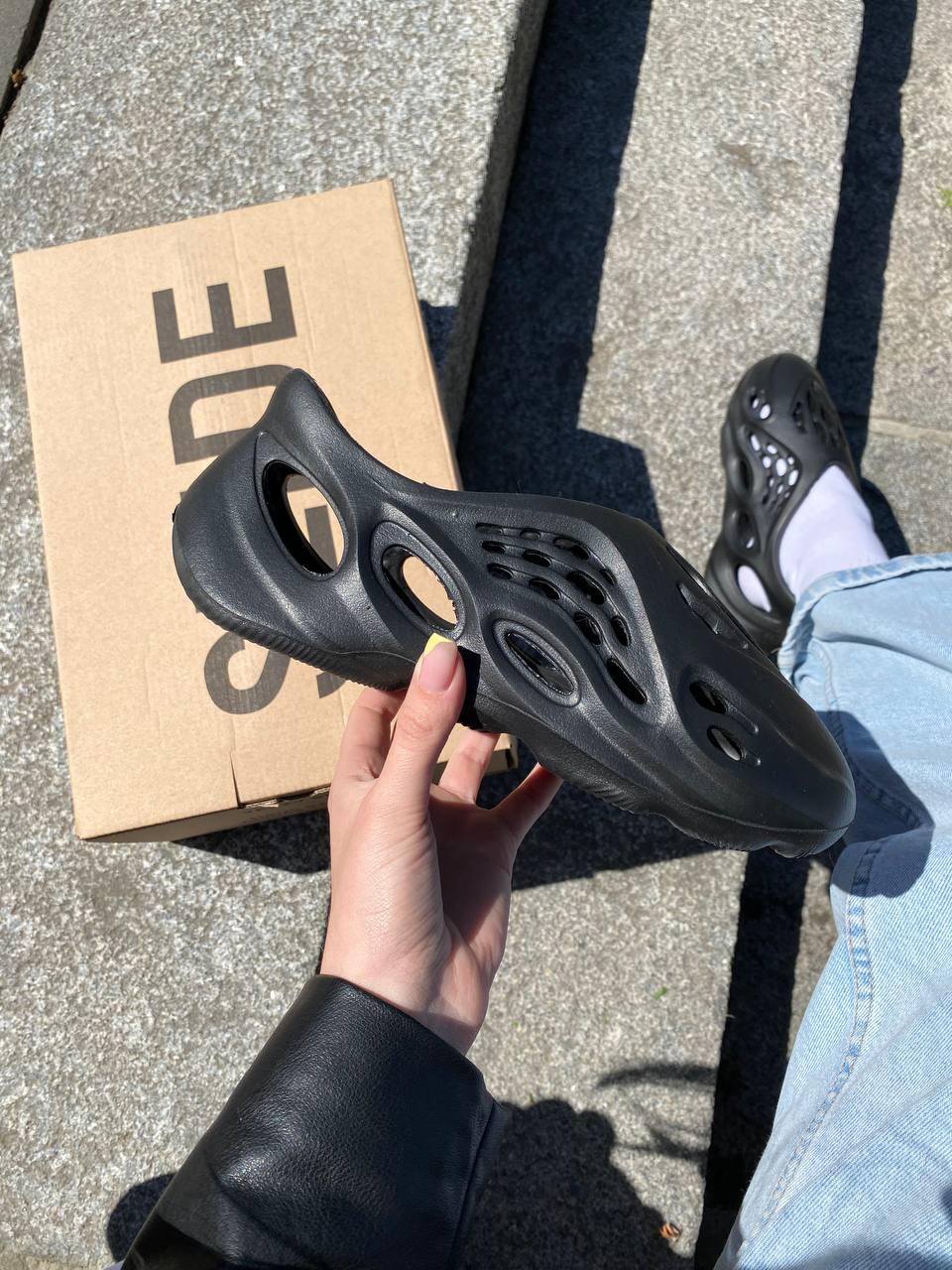 Adidas Yeezy Foam Runner Black