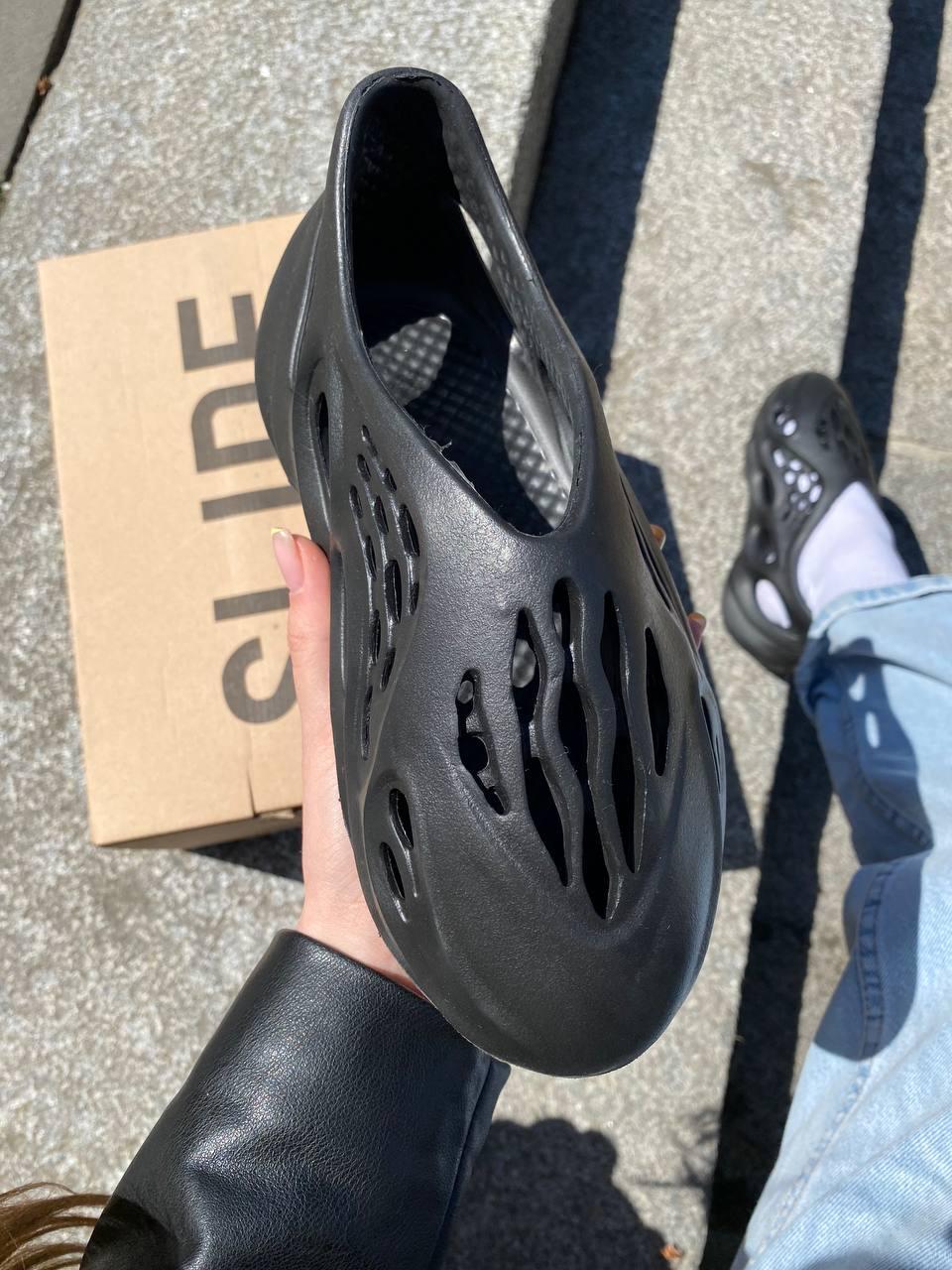 Adidas Yeezy Foam Runner Black