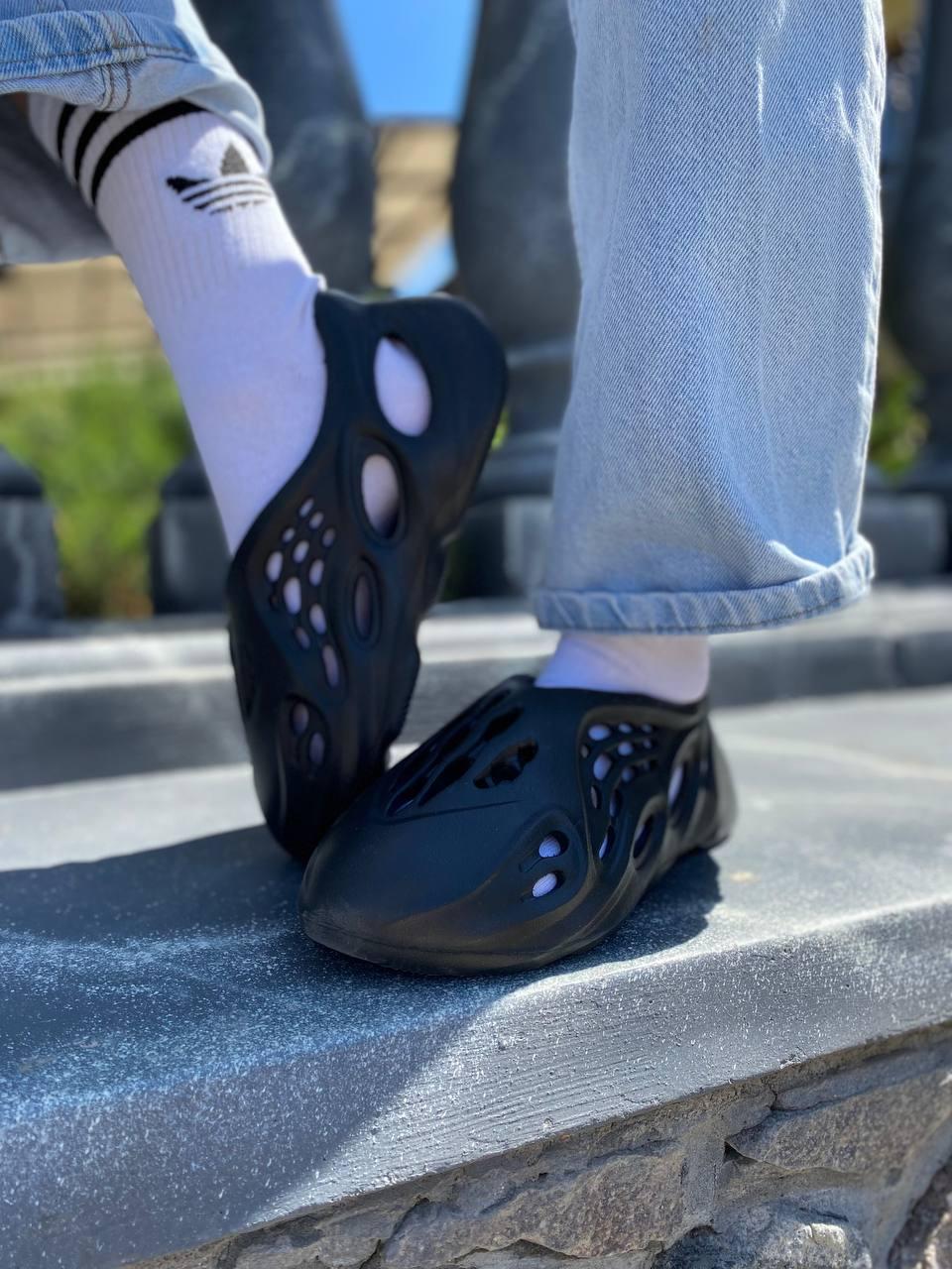 Adidas Yeezy Foam Runner Black