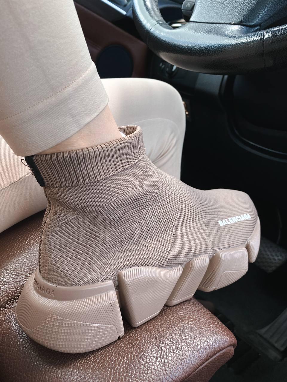 Balenciaga Speed Trainer Beige