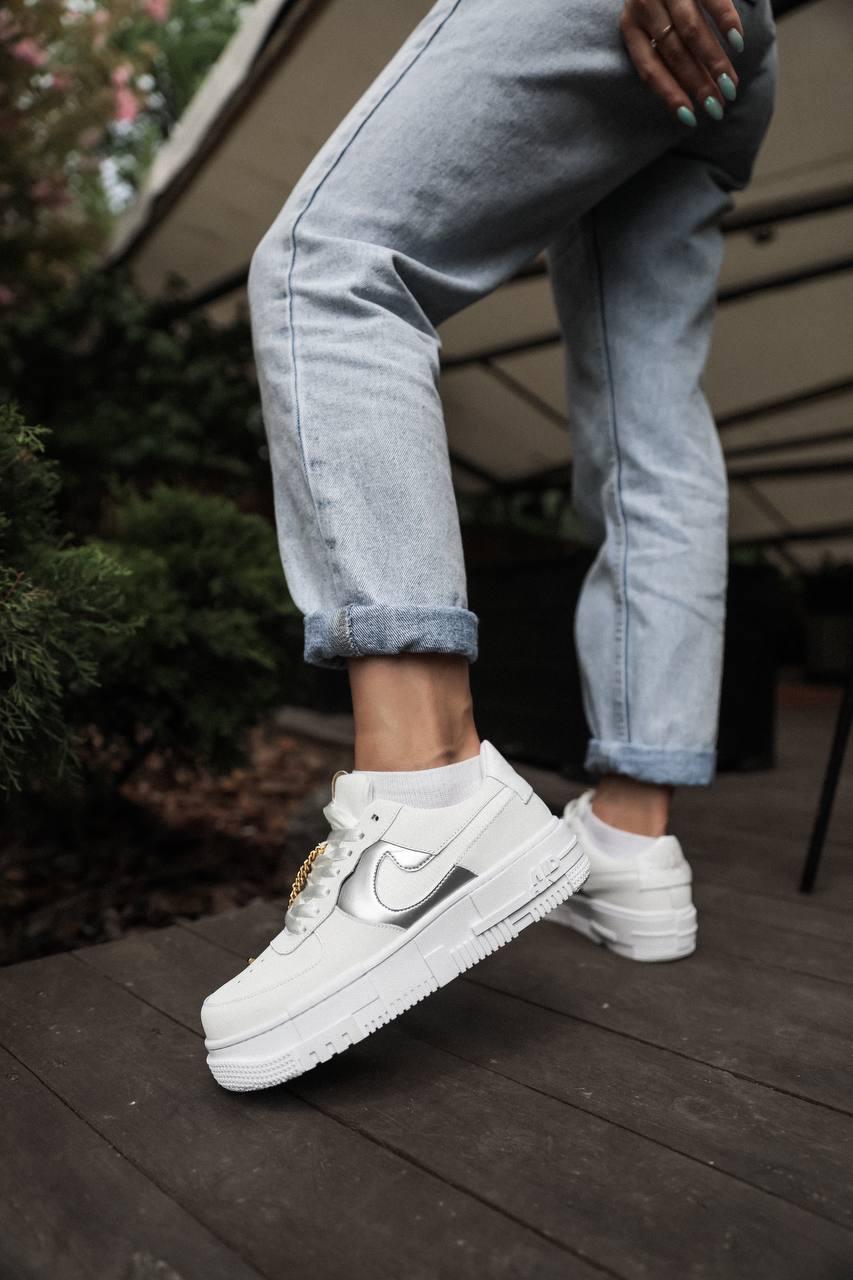 Nike Air Force 1 Pixel White