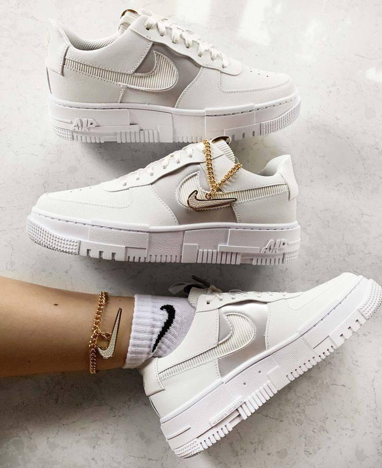 Nike Air Force 1 Pixel White