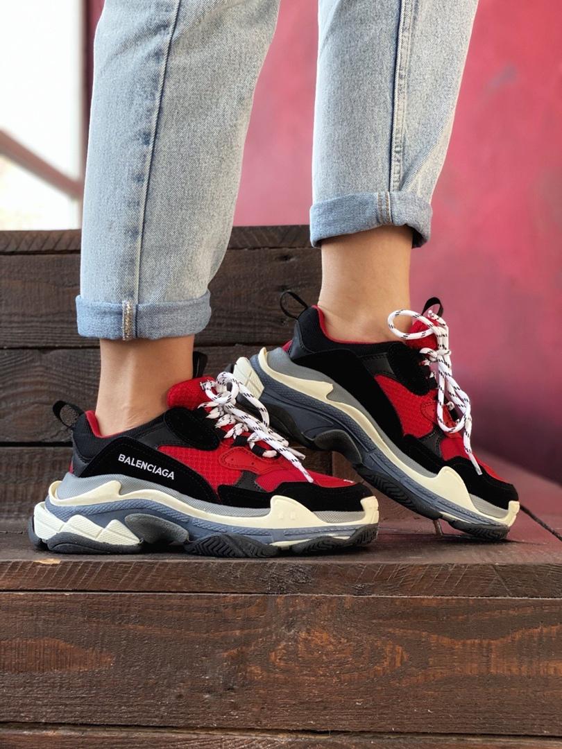 Balenciaga Triple S V1 Red Black