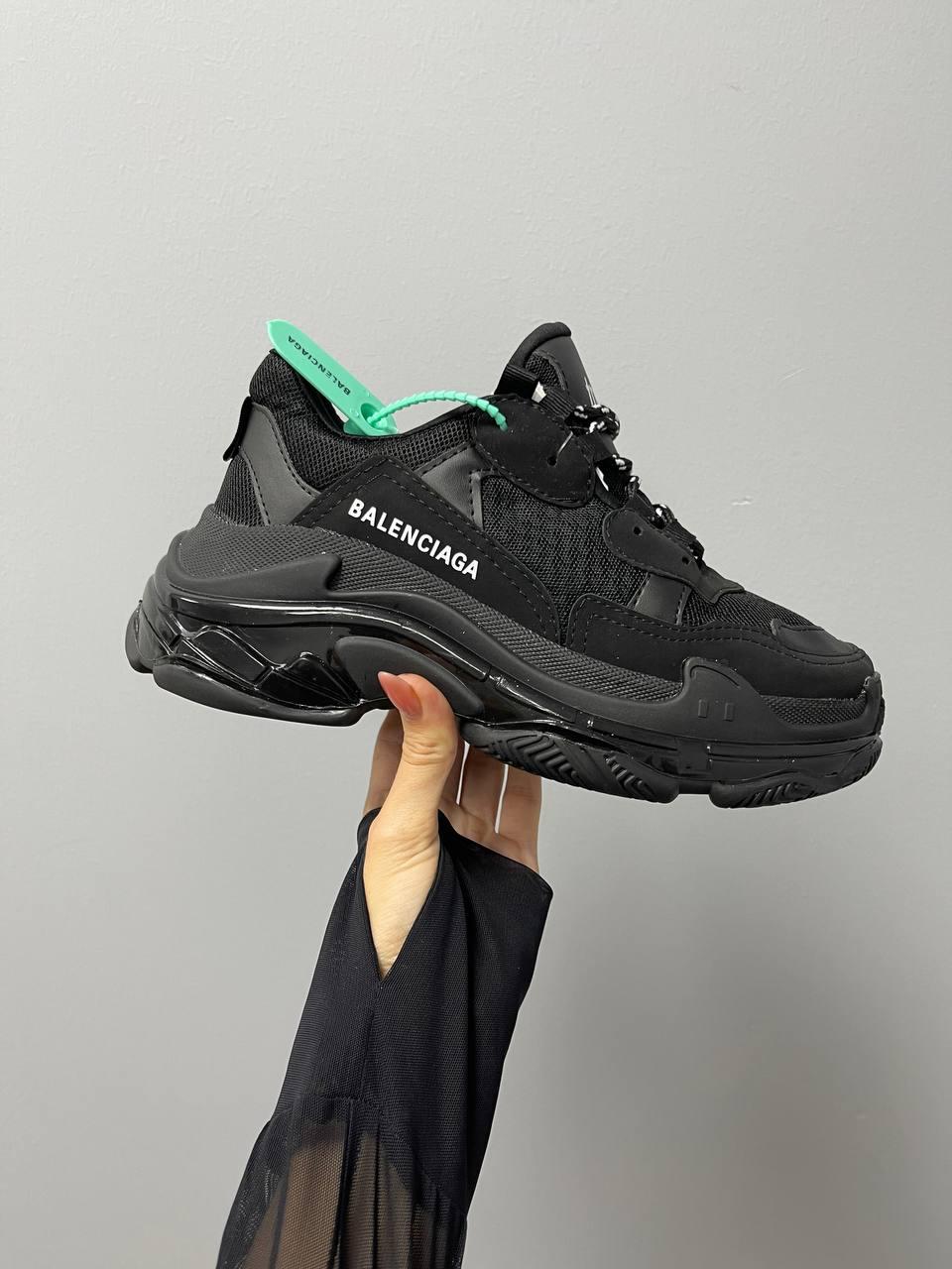 Balenciaga Triple S Black