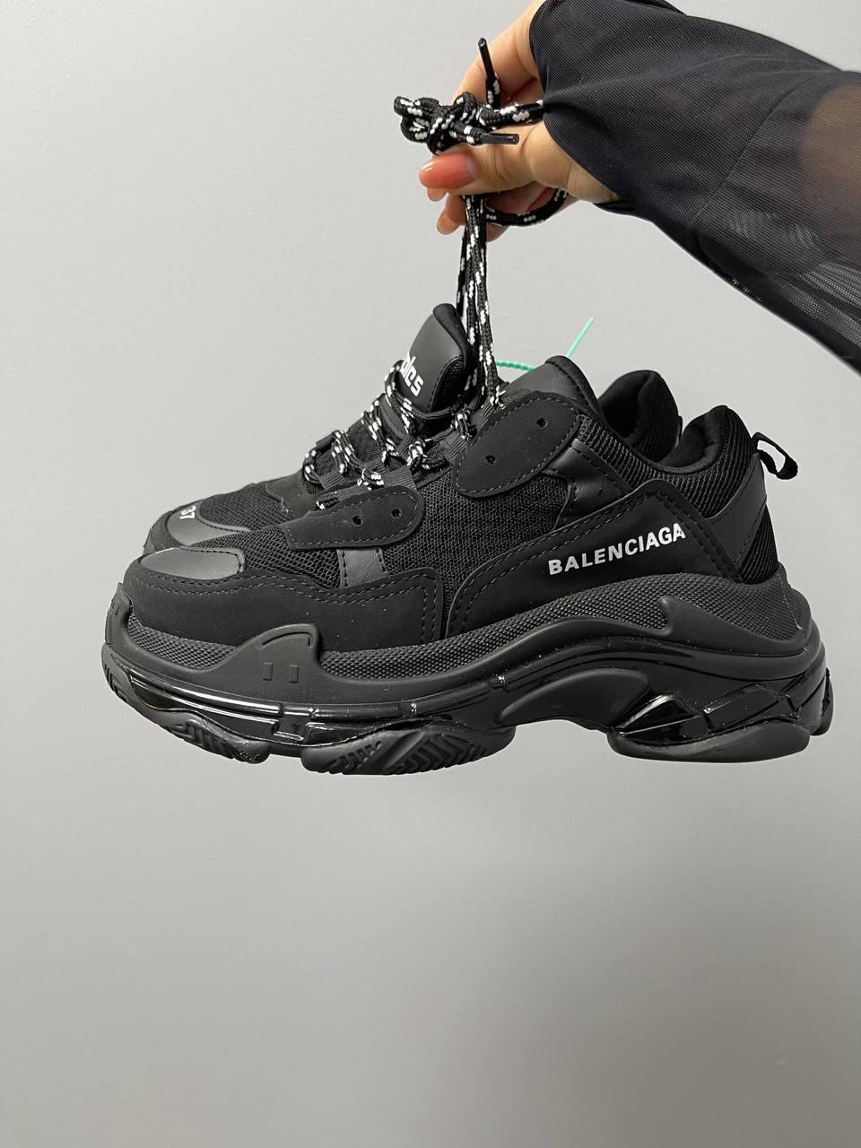 Balenciaga Triple S Black