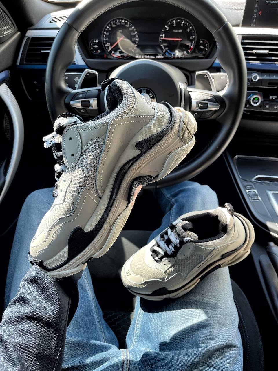 Balenciaga Triple S V1 Beige Black