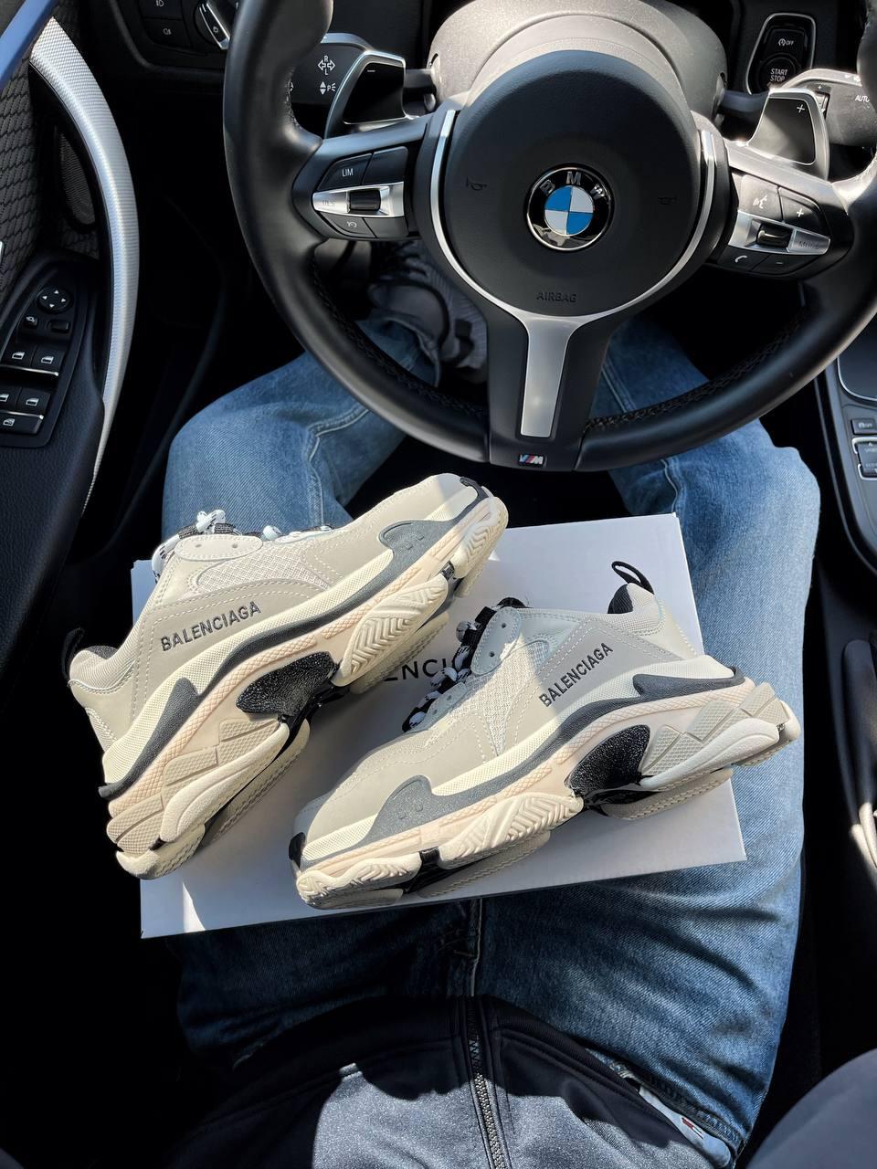 Balenciaga Triple S V1 Beige Black