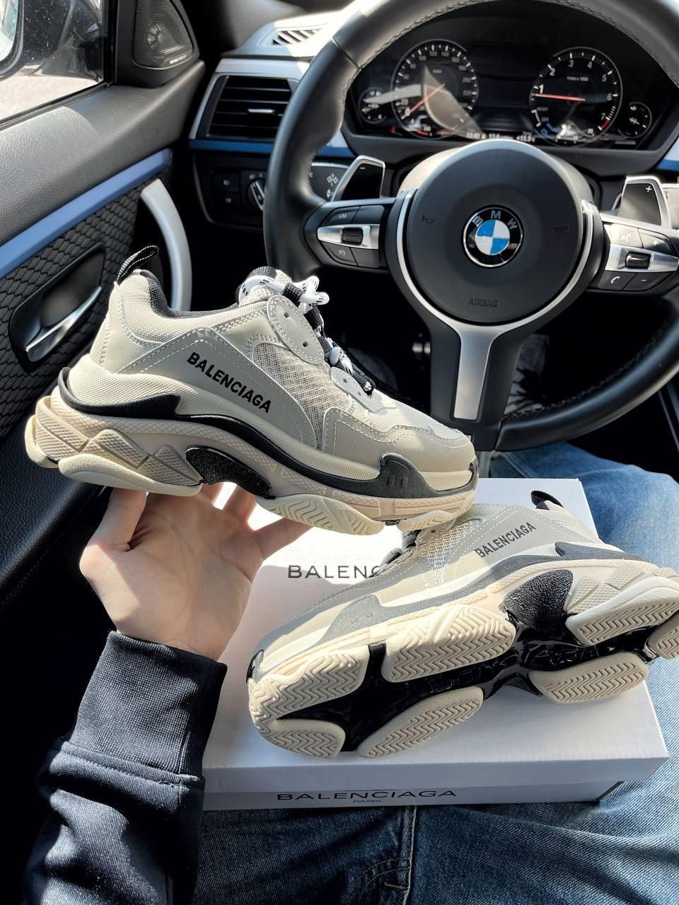 Balenciaga Triple S V1 Beige Black