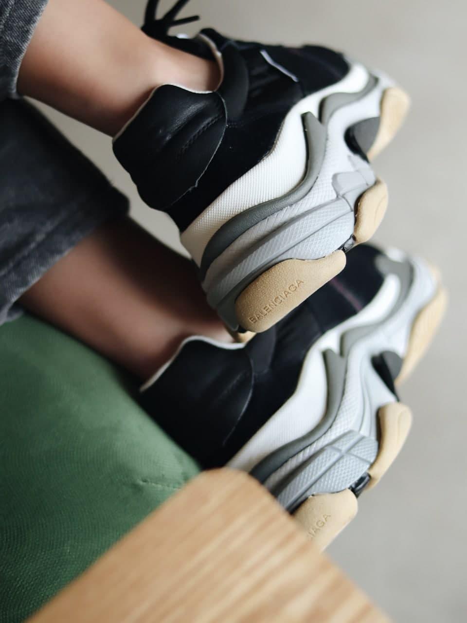 Balenciaga Triple S V2 Black Burgundy