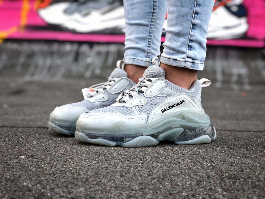 Balenciaga Triple S Clear Sole White Grey