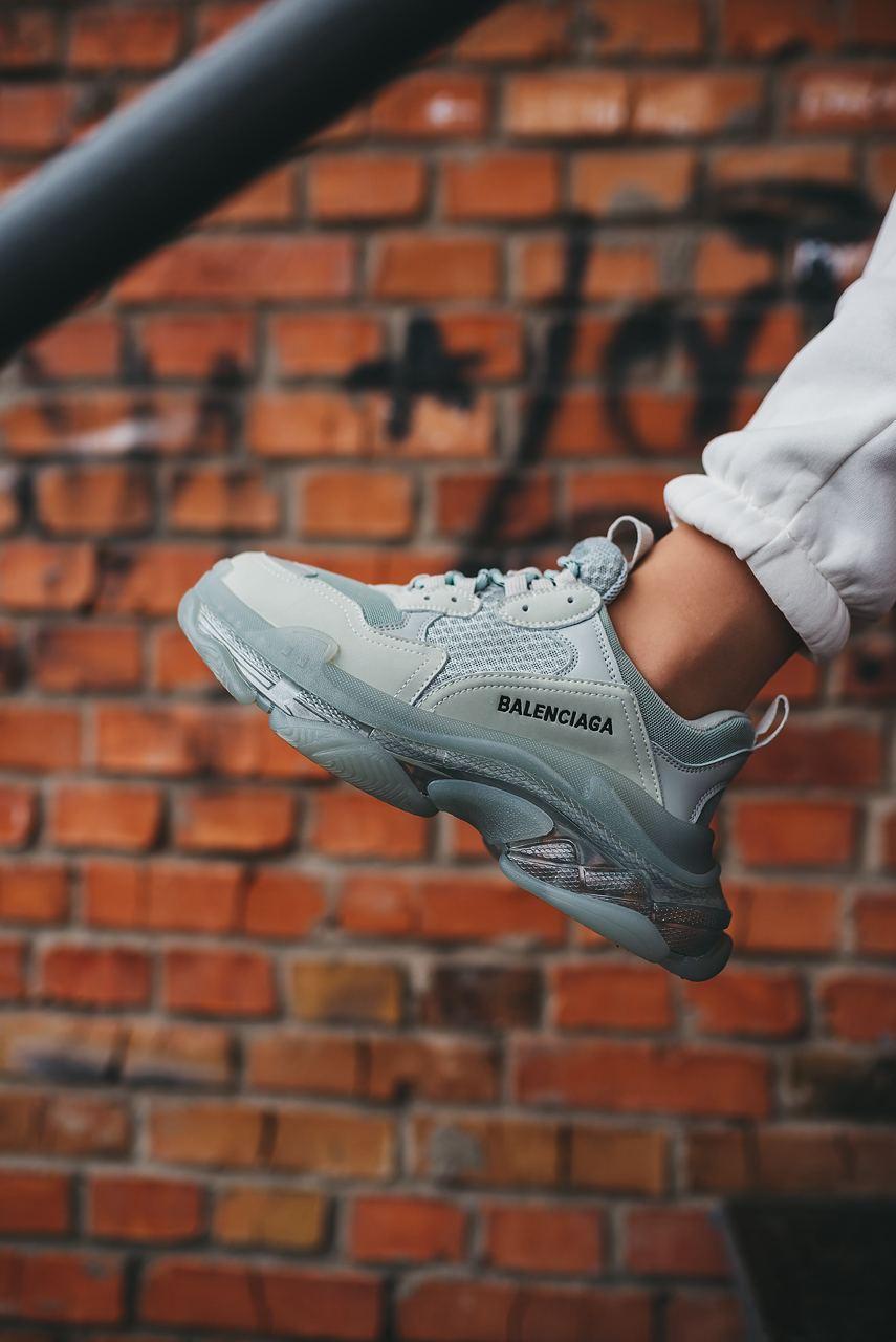 Balenciaga Triple S Clear Sole White Grey